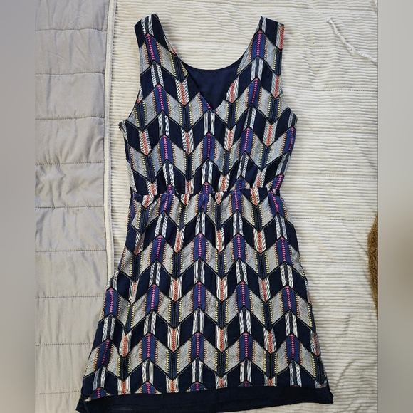 Pixley From Stitch Fix Chevron Patterned Sleeveless Dress Size M - Picture 8 of 9